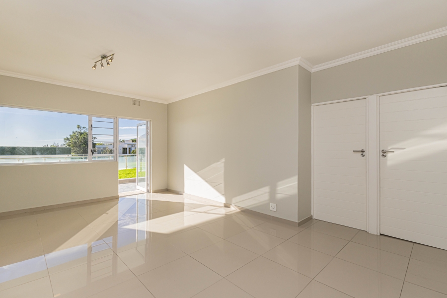 To Let 2 Bedroom Property for Rent in Camps Bay Western Cape